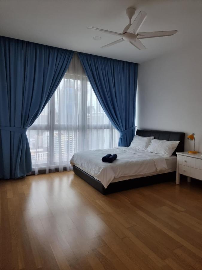 Wonderful Blue City View @Regalia Residence クアラルンプール エクステリア 写真